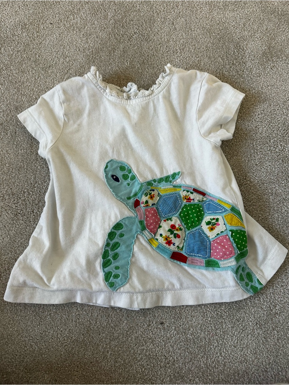 [Boden] White Girls' Turtle Appliqué Tee